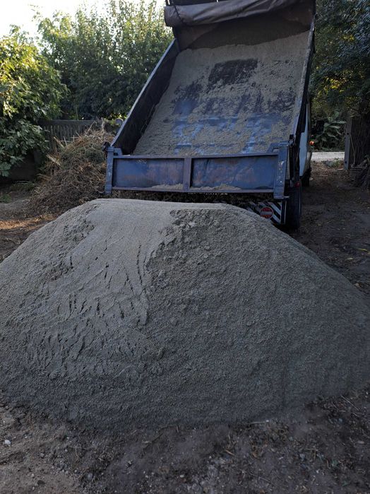 Transport Nisip, Piatra.  Pamant