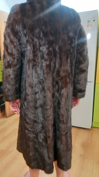 Продам норковую шубу