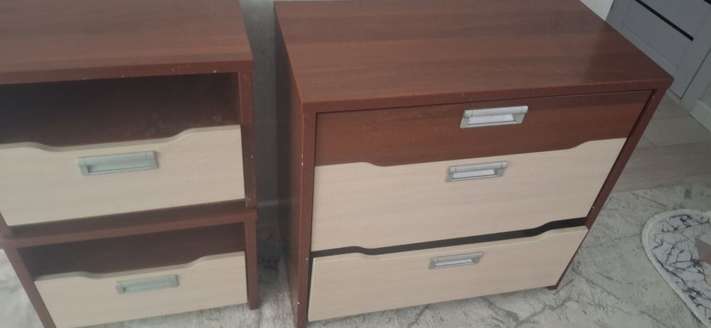 Продам б.у.  комод + 2 прикроватные тумбы