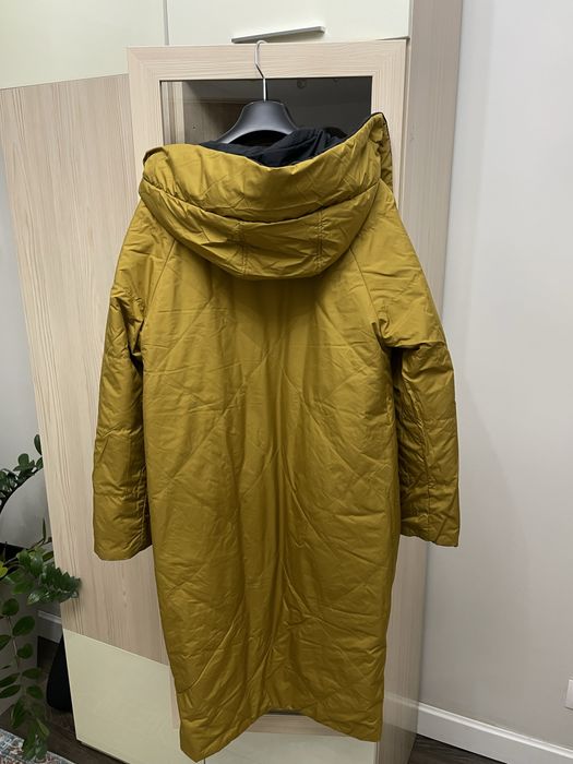 Продам женскую куртку