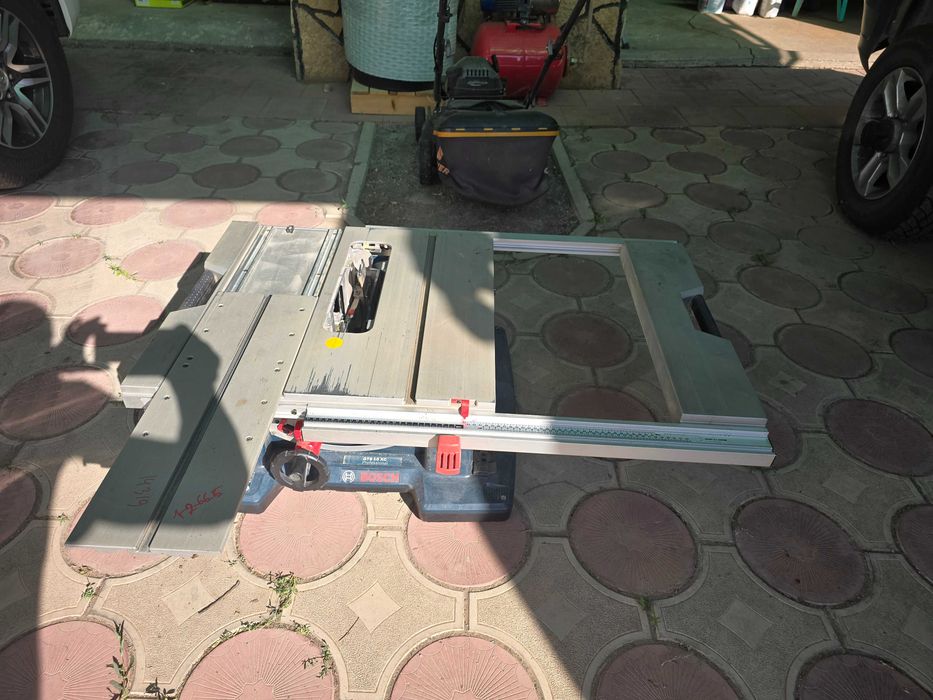 Настольная циркулярная пила Bosch GTS 10 XC Professional