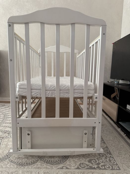 Детский манеж с матрасом