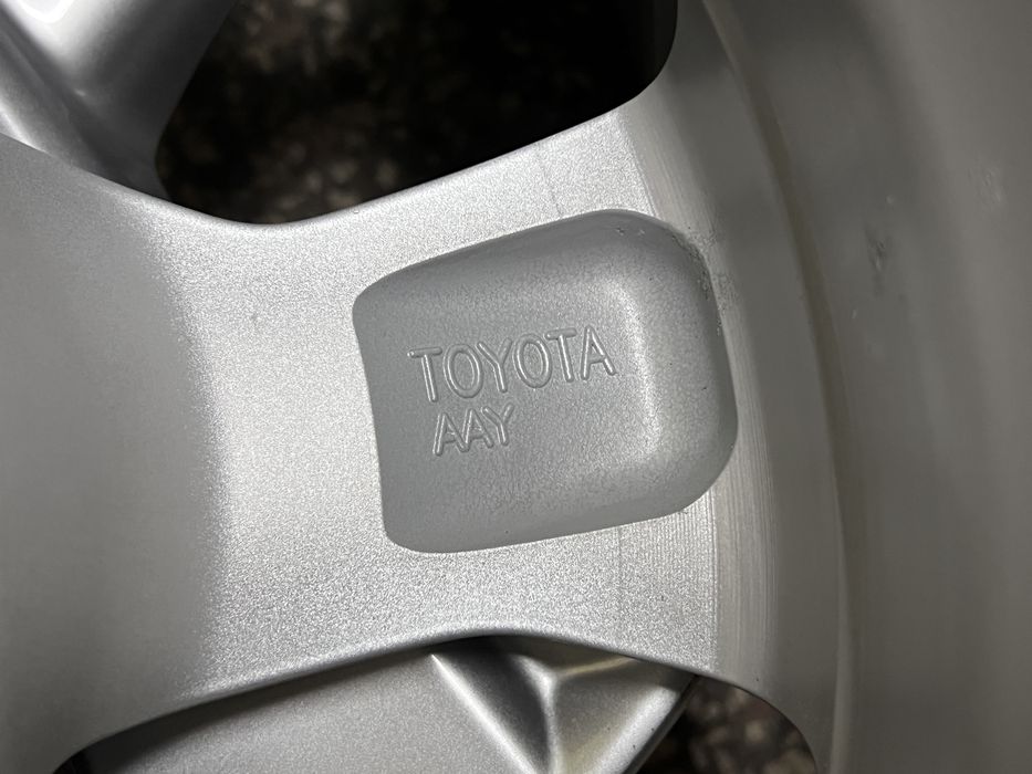 Оригинални Джанти за Toyota Тойота 16” 5x114,3 6.5j ET45