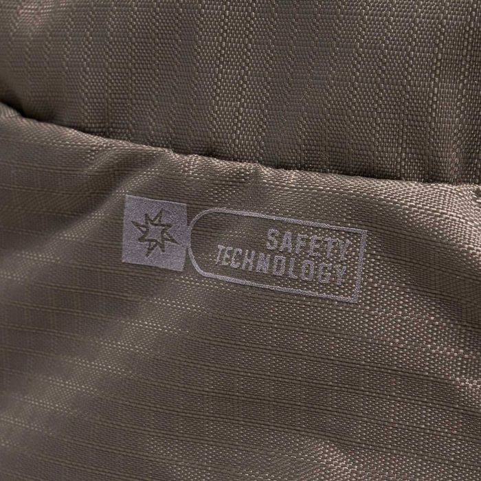 Професионална туристическа раница Alpin US 30L с отражателен дъждобран