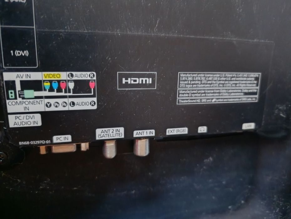 Продам телевизор на запчасти