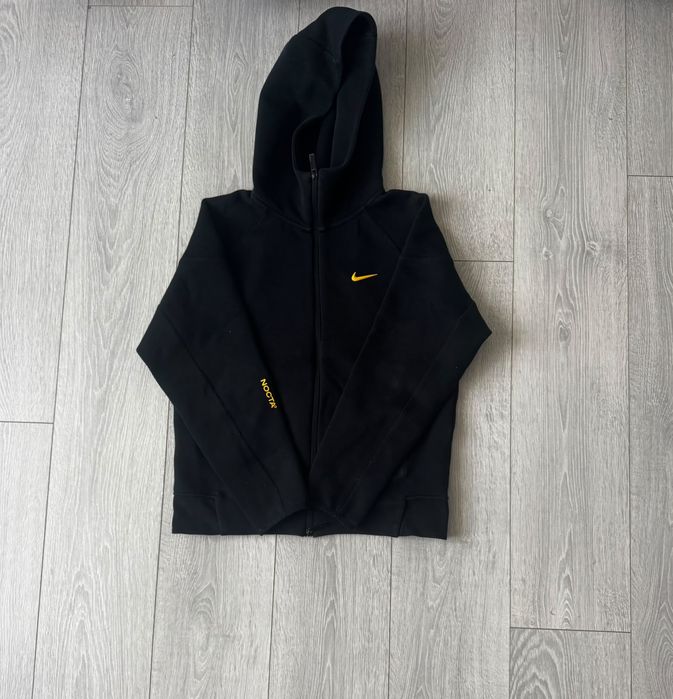 Продам спортивный  костюм Nike