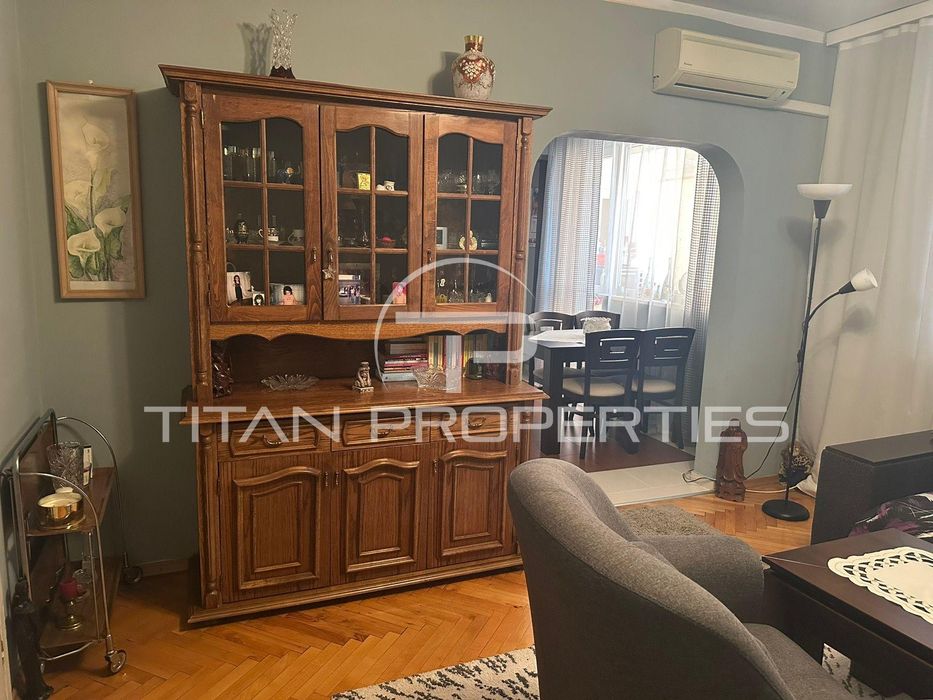 Продава се Тристаен апартамент в София, НПЗ Средец - 100 кв.м за 1683 €/кв.м - Снимка #6