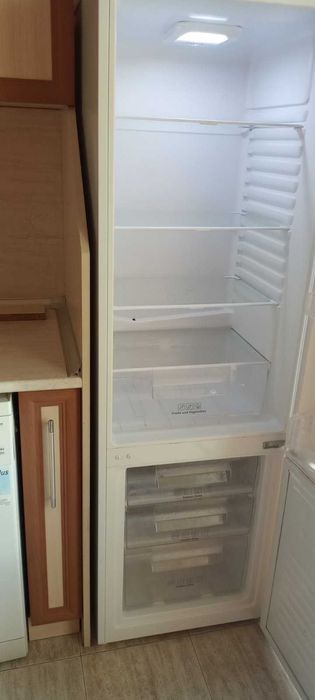 Дава се под наем Двустаен апартамент в Казанлък - 67 кв.м за 239.7 € - Снимка #11