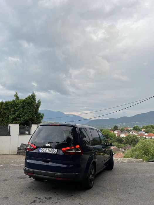 De vanzare ford galaxy 2.0 tdci