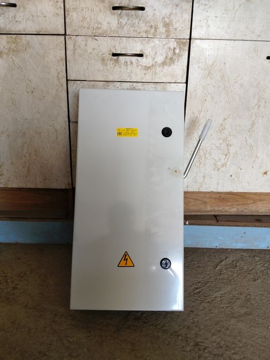 Продам ящик ЯРВ-6123 на 250А