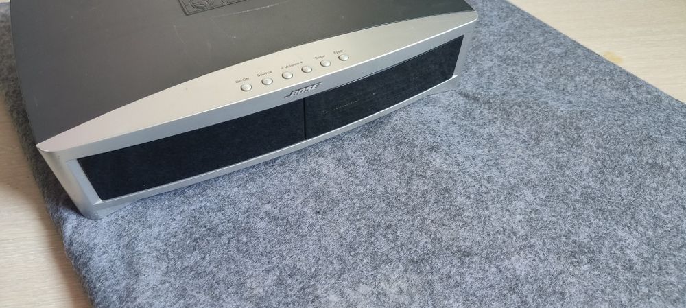 Bose Av 3 2 1 media center controller