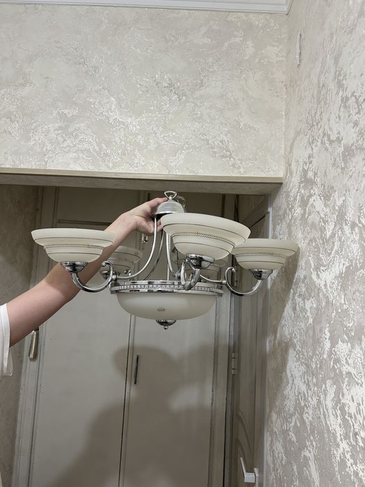 Люстра для Зала и Спальни