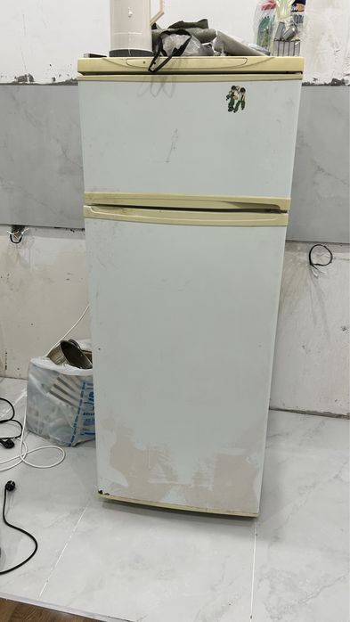 Холодильник сатылады