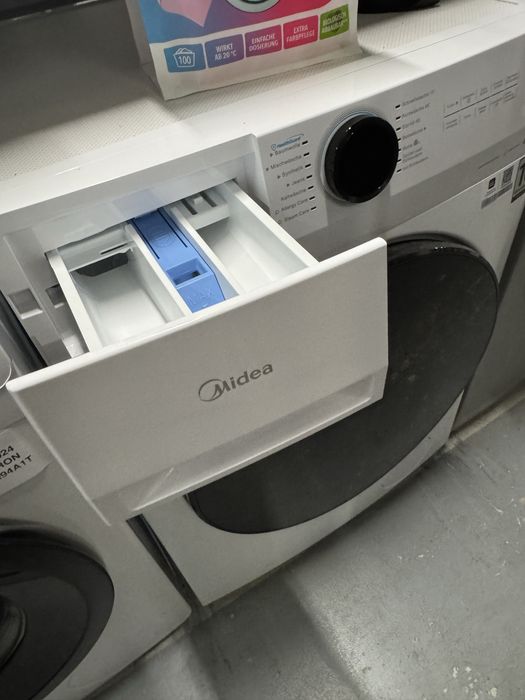 Masina de spalat rufe 9kg Midea MF200W90WB-14A