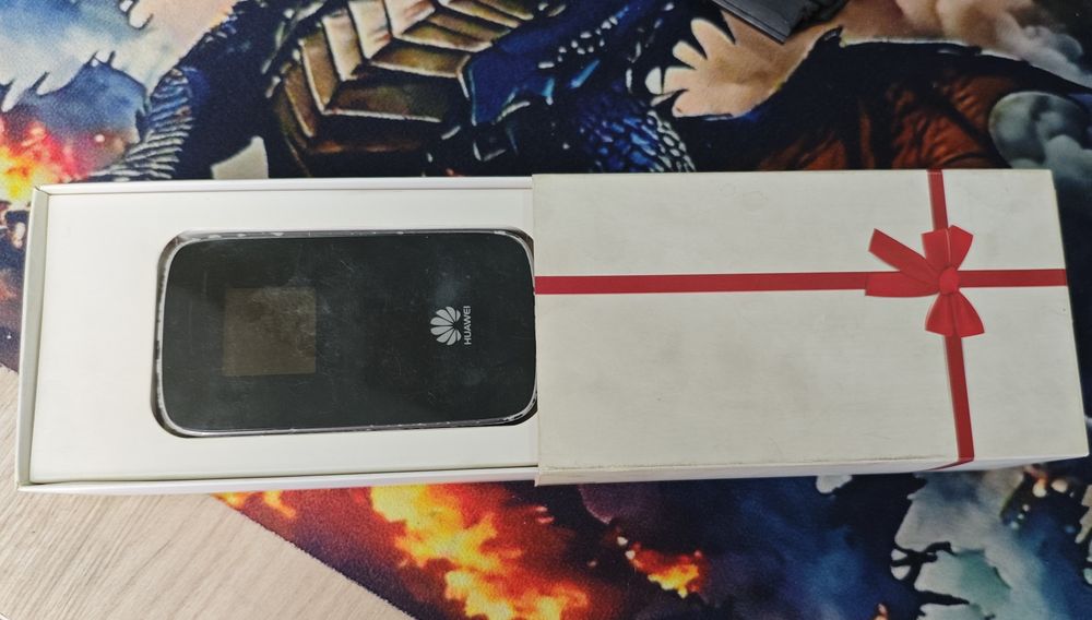 Карманный роутер Huawei E589U-12