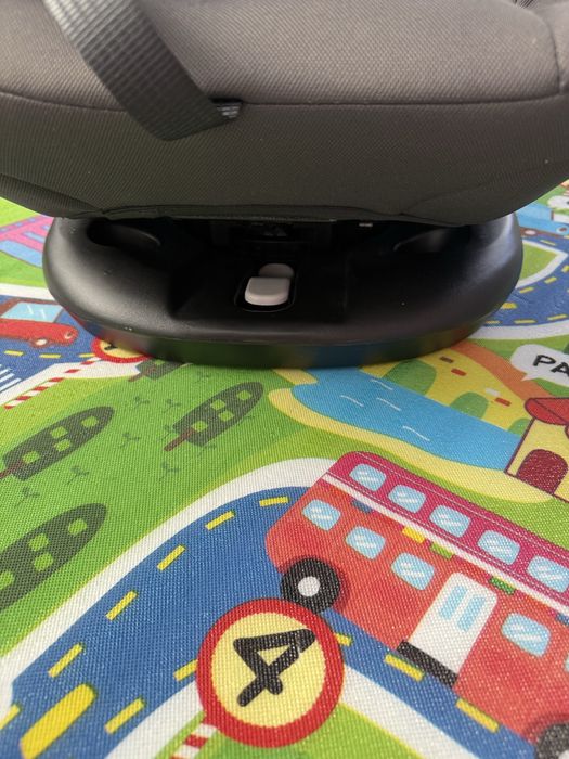 Продаю автокресло