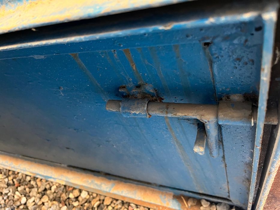 Дверь хорошеи цене успеите купит