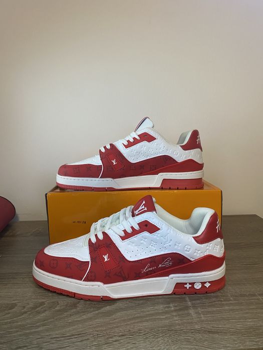 Louis Vuitton Trainer Signature Red
