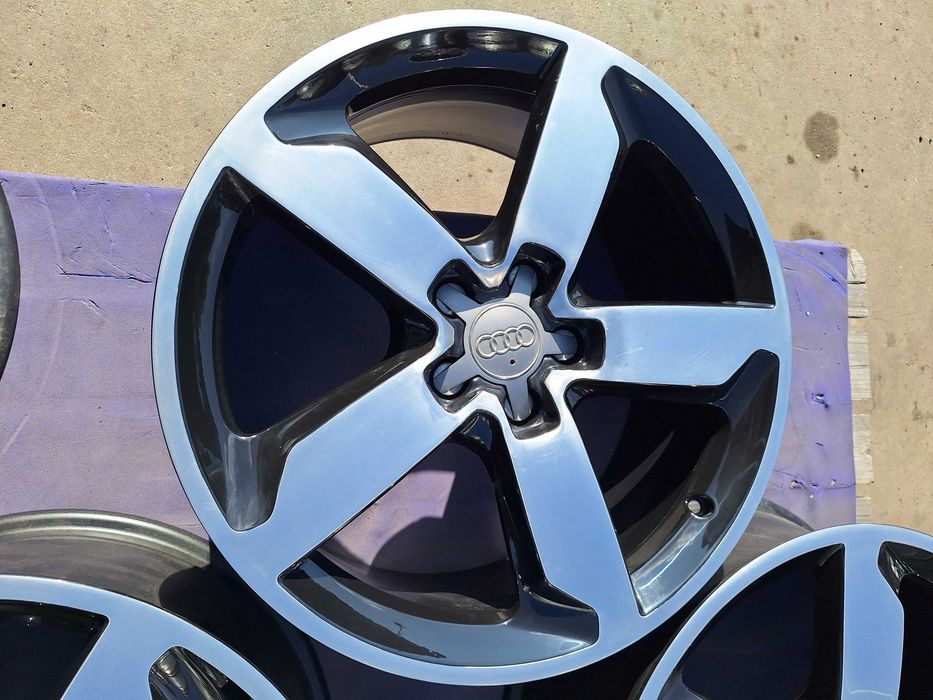 Jante Audi Q5 8.0x19 et 39 5x112 originale