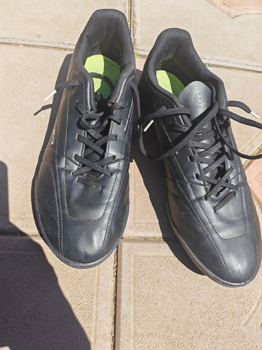 Adidași sintetic kipsta