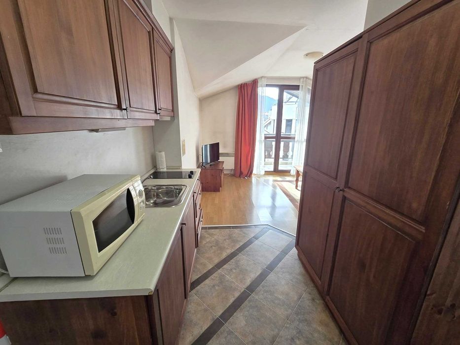 Tристаен апартамент с фронтална гледка към Пирин планина