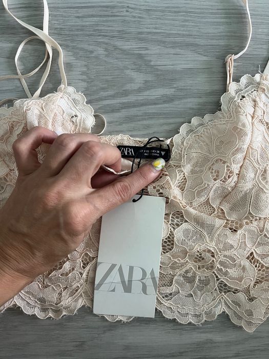 Дамски дантелен топ Zara