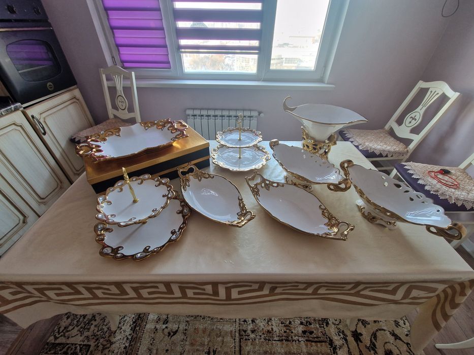 Продаю набор посуды