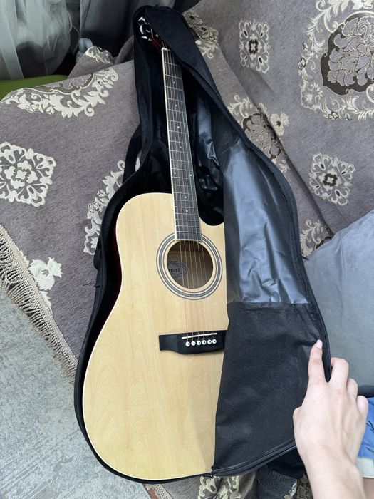 Продается гитара