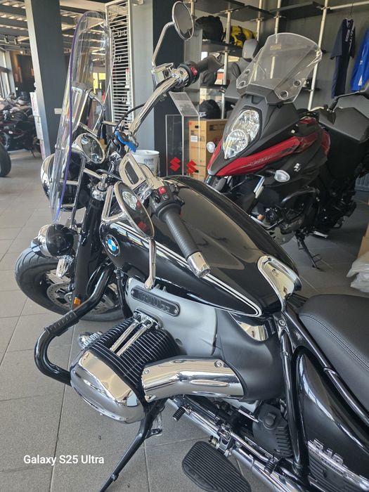 BMW R18 First Edition