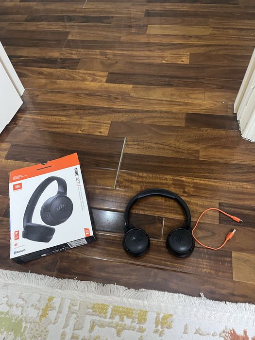 наушники JBL 550 BT