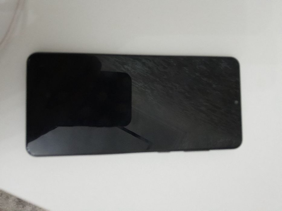 Самсунг а 31  телефон