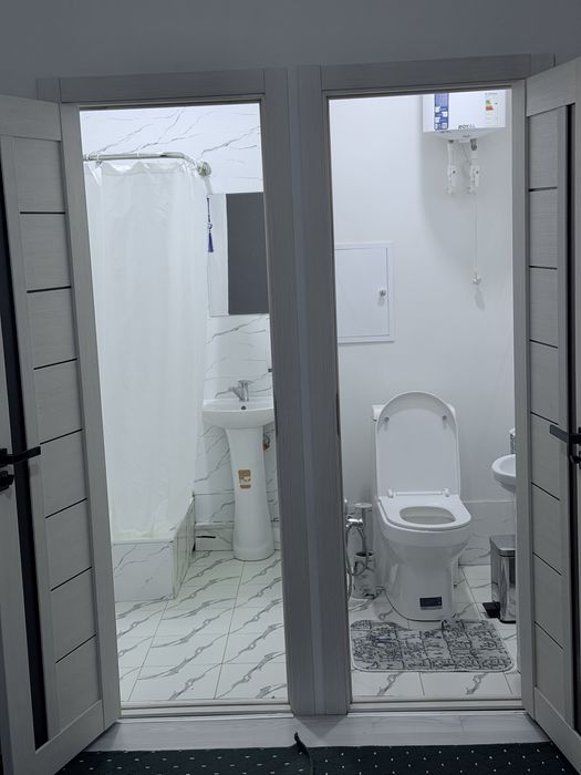 Choshtepa metro yaqinida 2 xonali kvartira sotiladi 5 etaj 55 m2