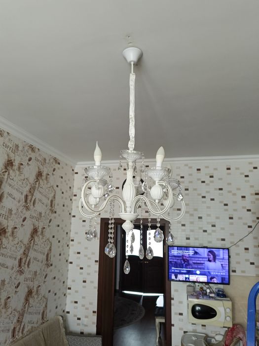 Люстра пяти рожковая