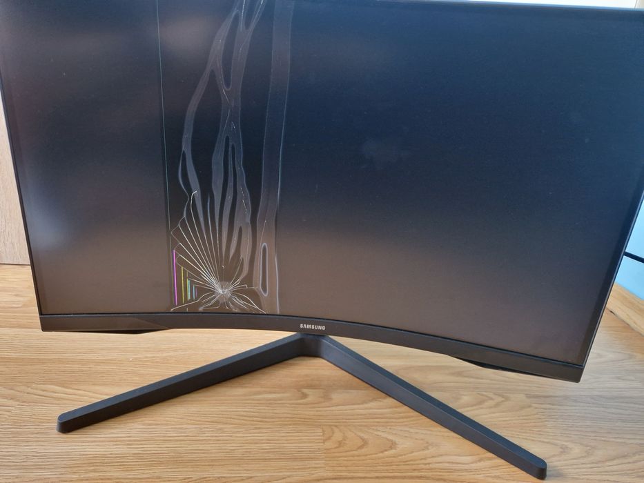 Vand Samsung Odyssey G5 165hz 2k DEFECT!