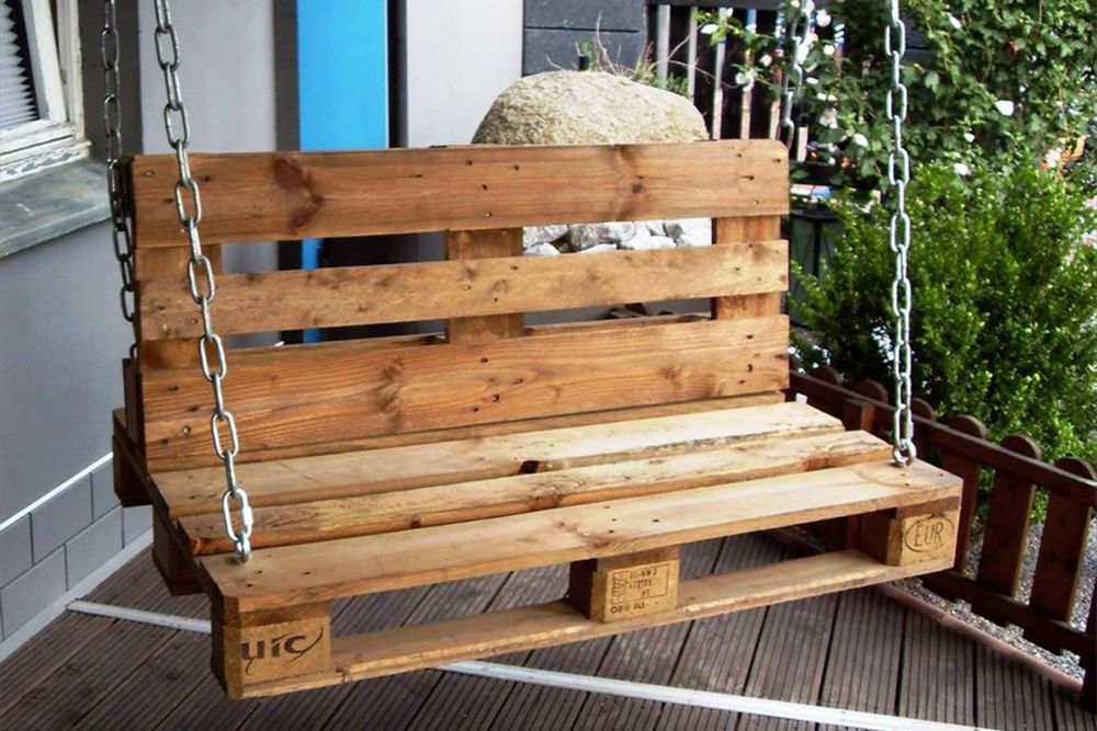 Мебель из дерева.