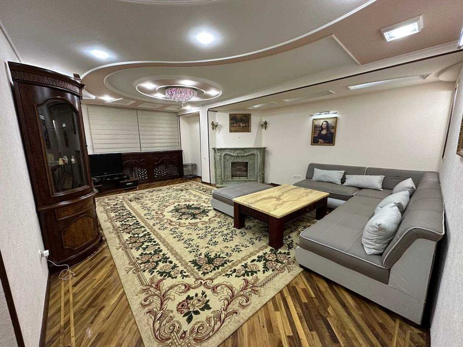 Shayxontohurdan 4 xonali yevroremont kvartira ijaraga beriladi