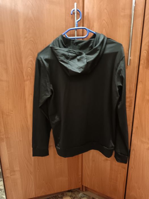 Рашгард 5 в 1. На мальчика 8-10 лет