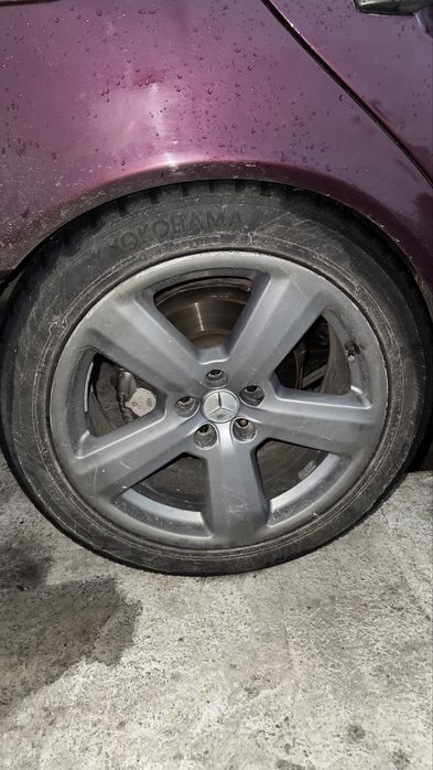 Мерседес титанка