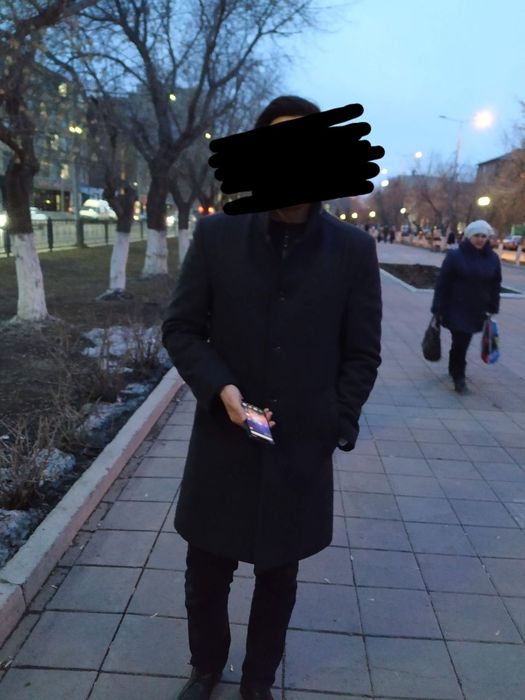 Пальто мужское зимнее