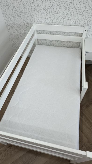 Продам детскую кровать