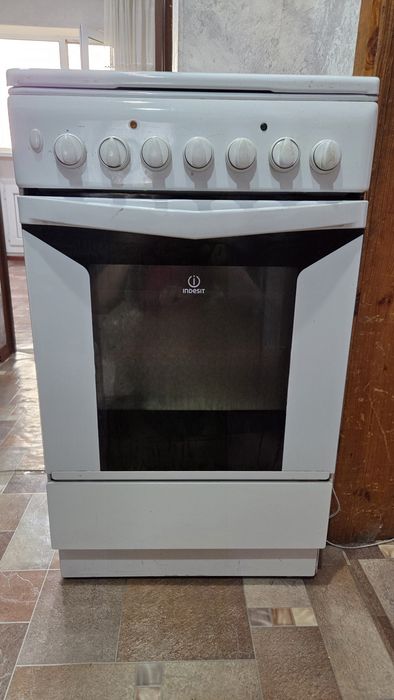 Газовая плита Indesit 40000тг