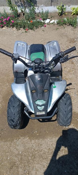 Vând ATV in 4 timpi
