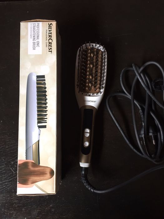 Професионална четка за изправяне на коса (чисто нова)