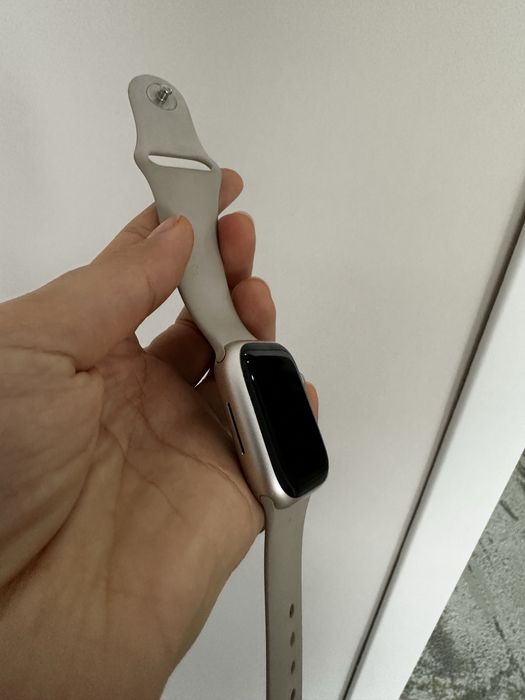 Продам Apple watch 7