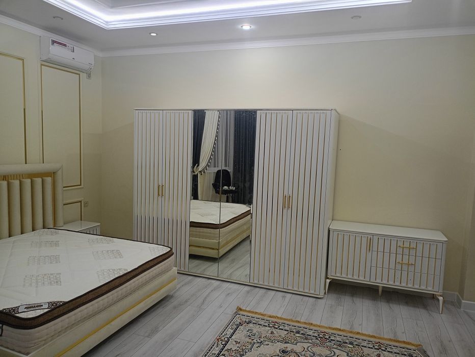 Сборщик мебели..