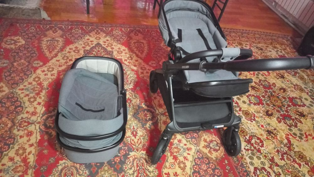 Коляска фирмы ining baby