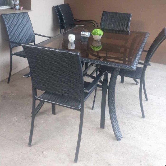 Маса с шест стола