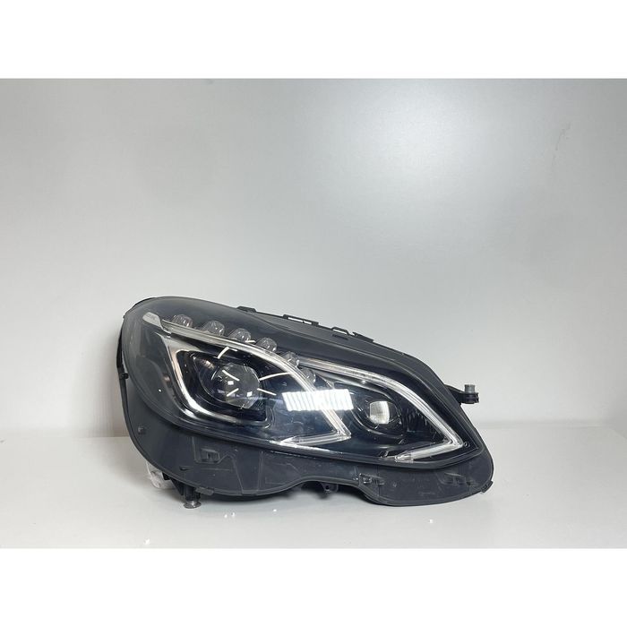 Преден десен фар за mercedes e-class w212 -  a2128205039