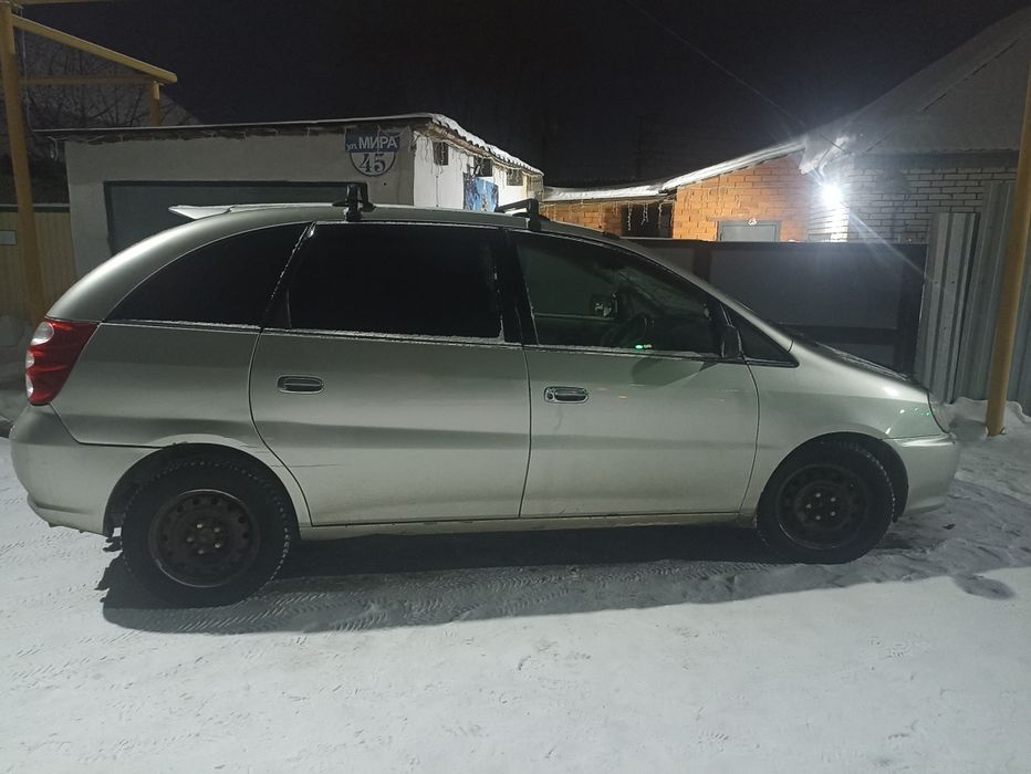 Продам машину тайоту
