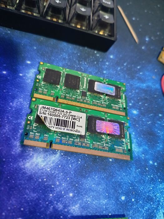 Vand memorie RAM lot sau la bucata